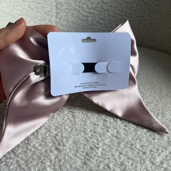 Cubic Zirconia Hair Bow Clip - Picture 8 of 8